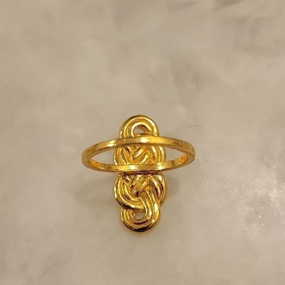 NWT Gorjana Gold Knot Celtic Rope Delicate Feminine Dainty Braid Modest Ring 7 - Picture 5 of 5